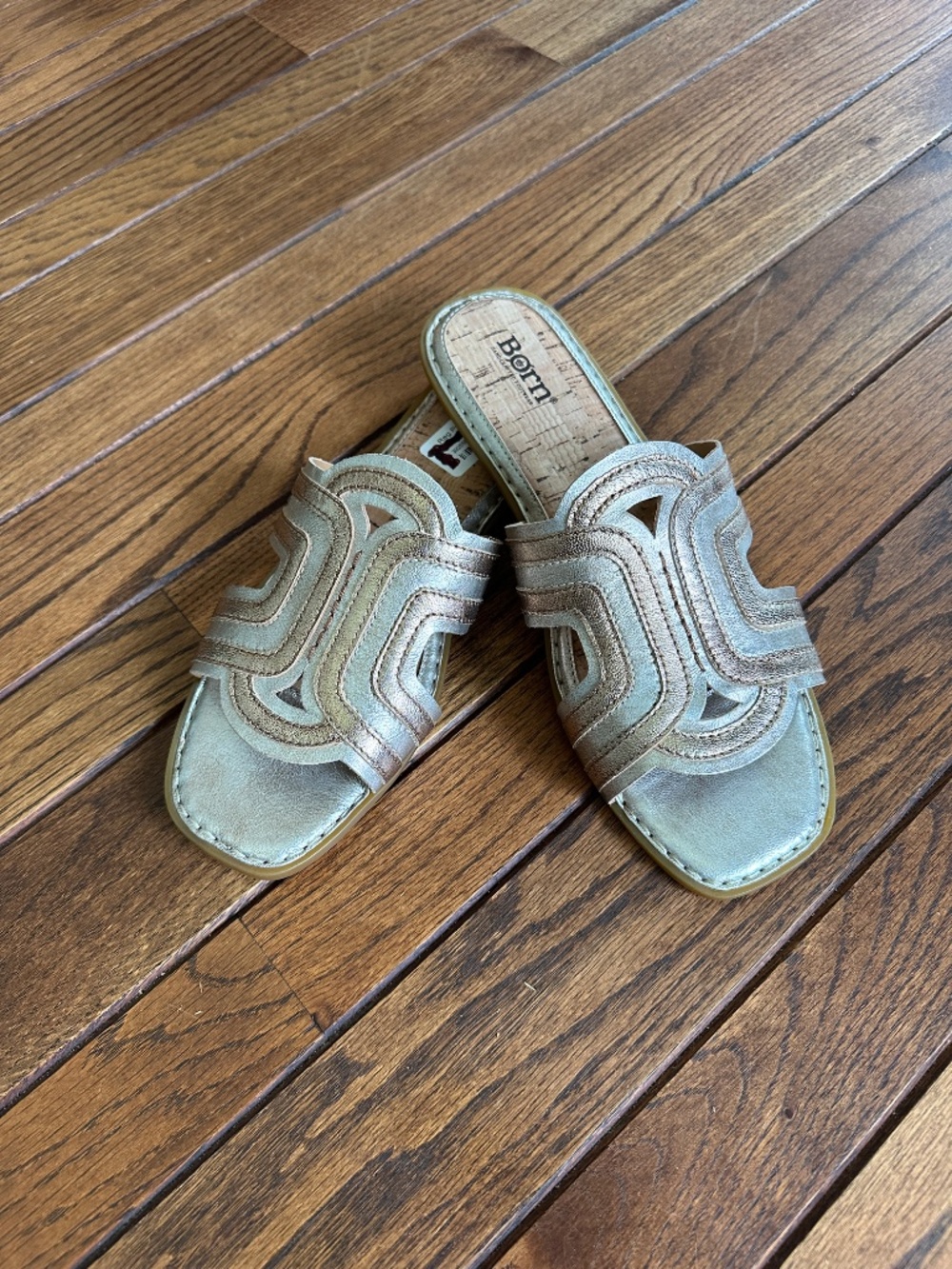 NWTWomen’s Leather BORN Hyannis Slide Sandals, size 11, Gold/Copper, Cork Insole - Picture 7 of 9